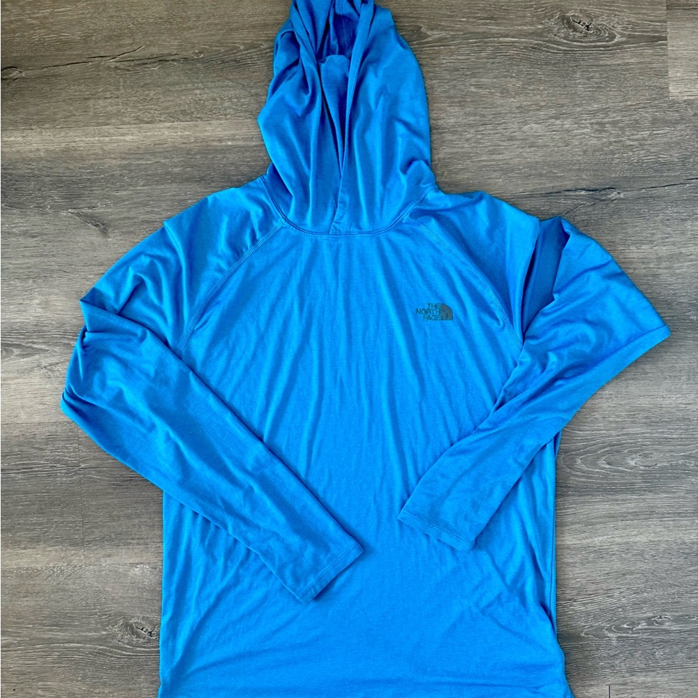 The North Face Men's Large Green Adventure Sun Hoodie Lightweight